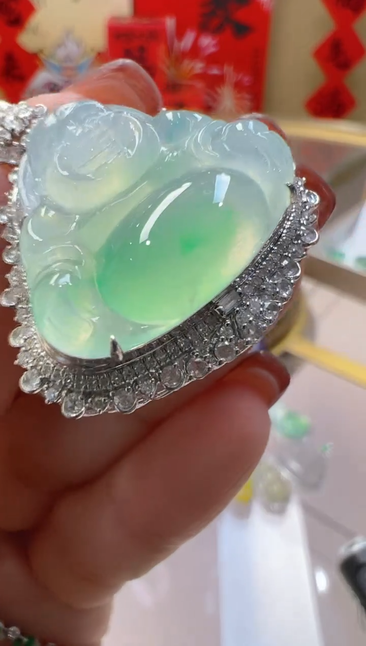 【闪购商品】翡翠吊坠(不含链)18K金镶嵌天然翡翠A货