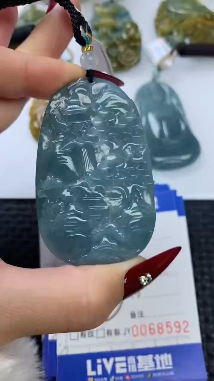 【闪购商品】翡翠颈饰未镶嵌111111111111111