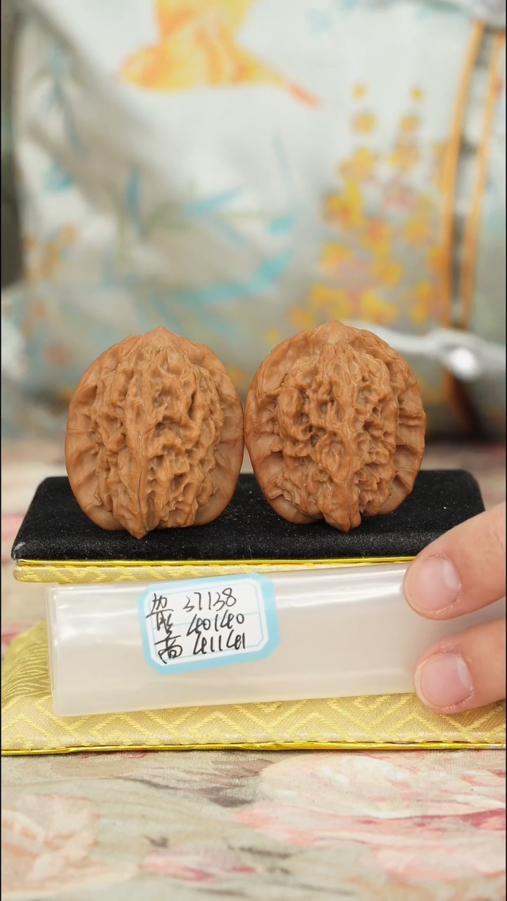 【闪购商品】文玩核桃把件非嫁接马老四