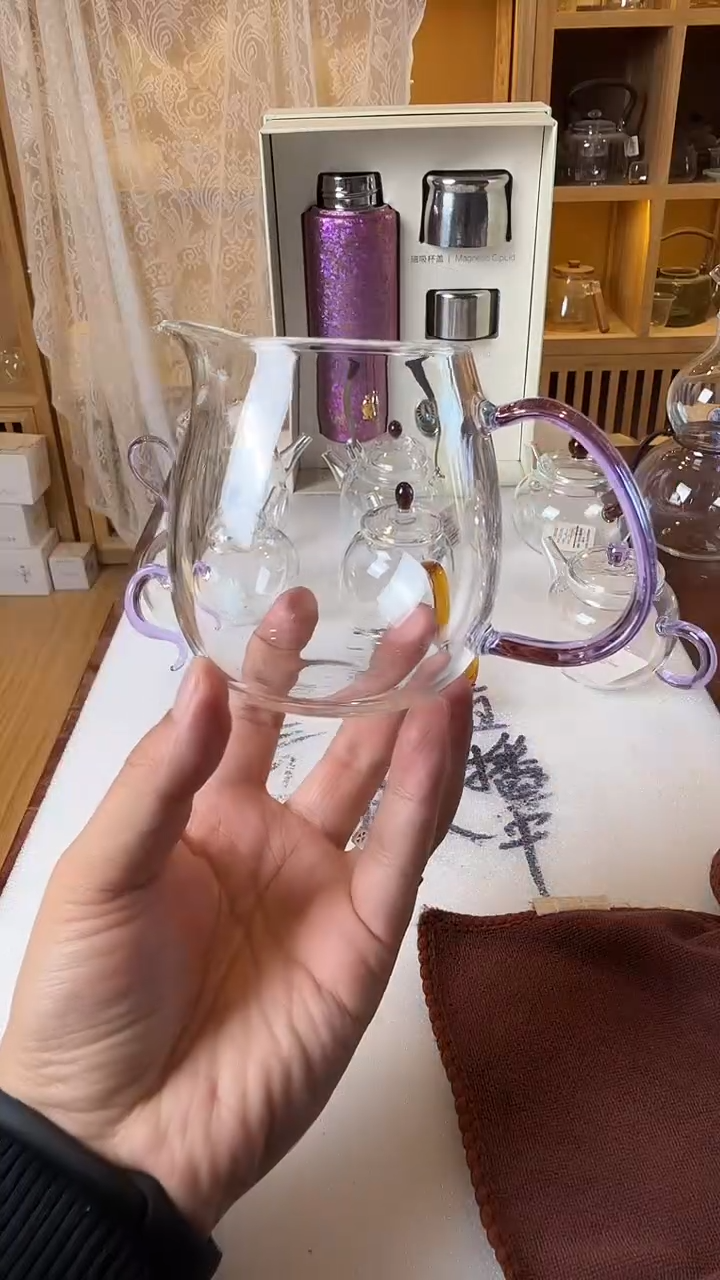 15紫。。。。。。。。。。。