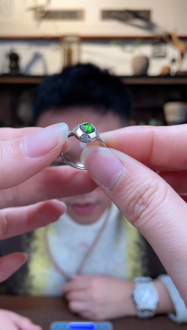 【闪购商品】透辉石戒指银S925镶嵌透辉石戒指*5CBGF