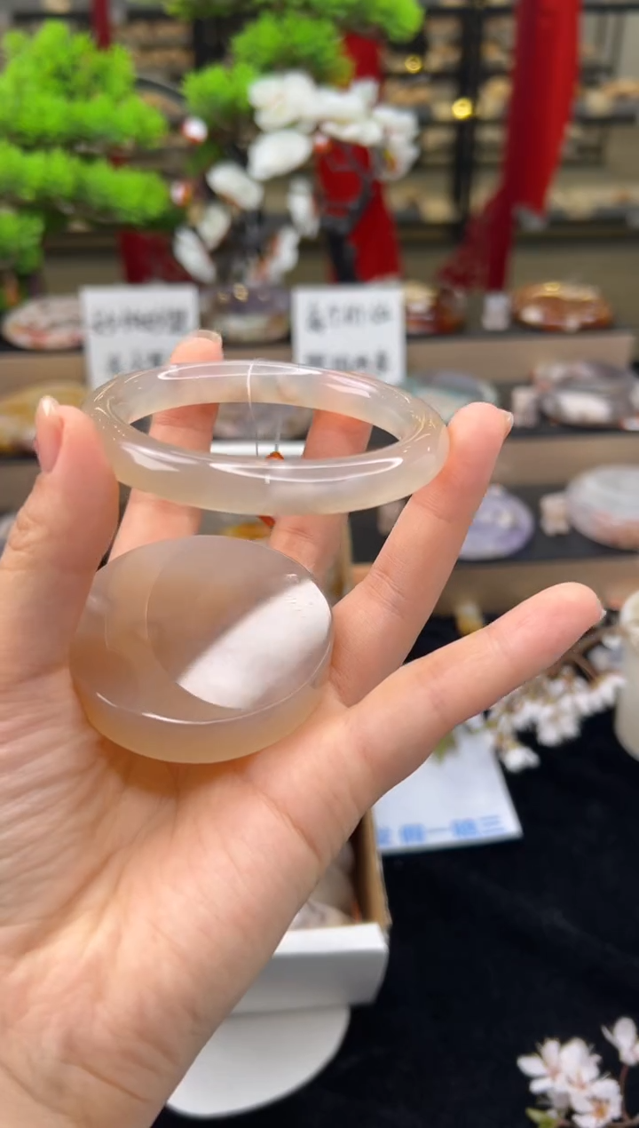 【闪购商品】石英质玉未镶嵌手镯56圈口（赠送镯心）21122