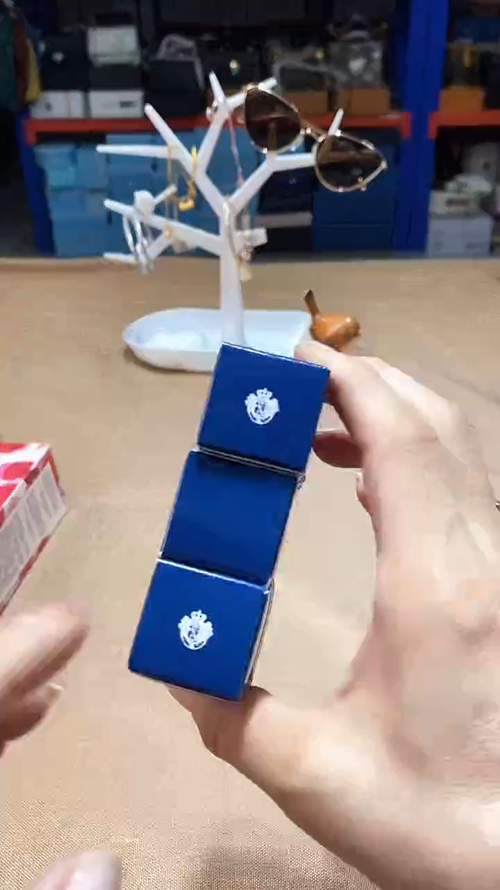 瓷片碗碟好物一件不留@@1