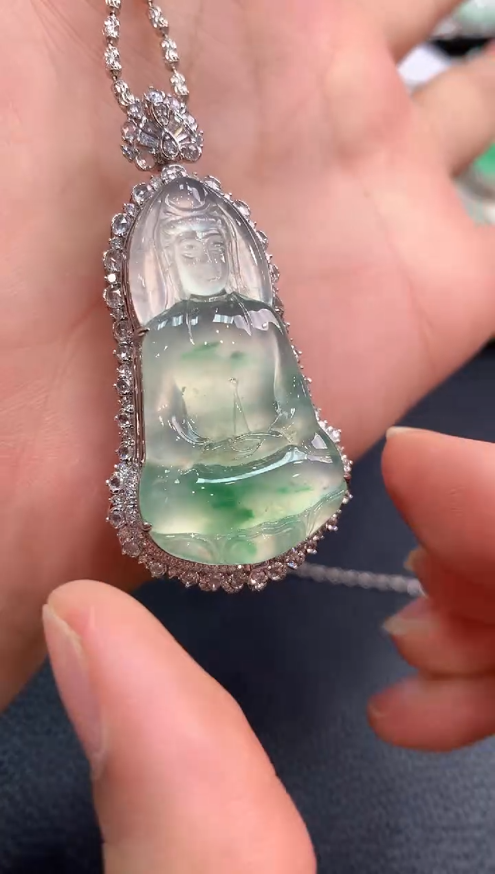 【闪购商品】翡翠吊坠(不含链)18K金镶嵌n75     1