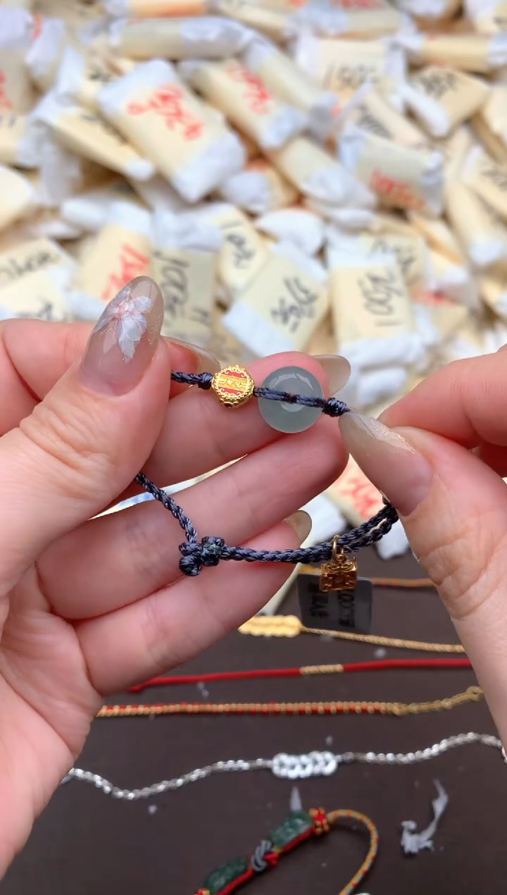 【闪购商品】翡翠挂件未镶嵌一