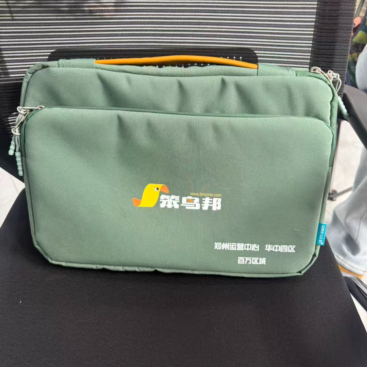 韩版学院风双肩背包时尚百搭清仓电脑包