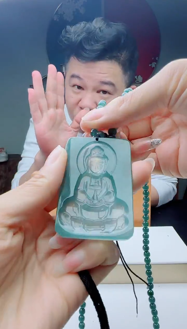 颈饰未镶嵌翡翠多样性发其一