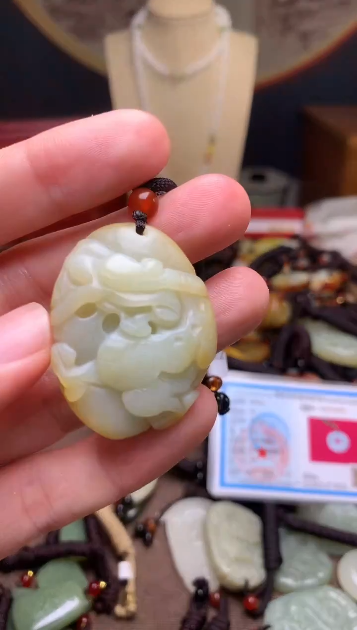 颈饰未镶嵌和田玉新疆料青海料清水和田玉吊坠