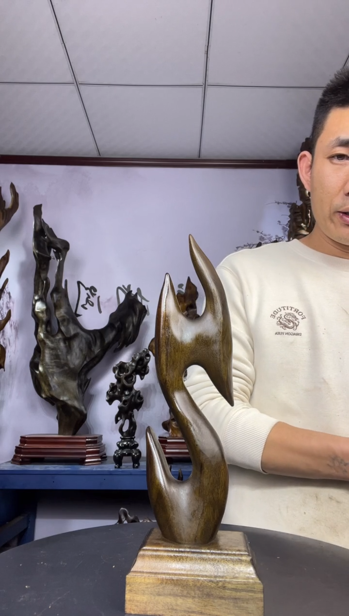 金丝楠木头款?*水金丝楠木工艺品摆件