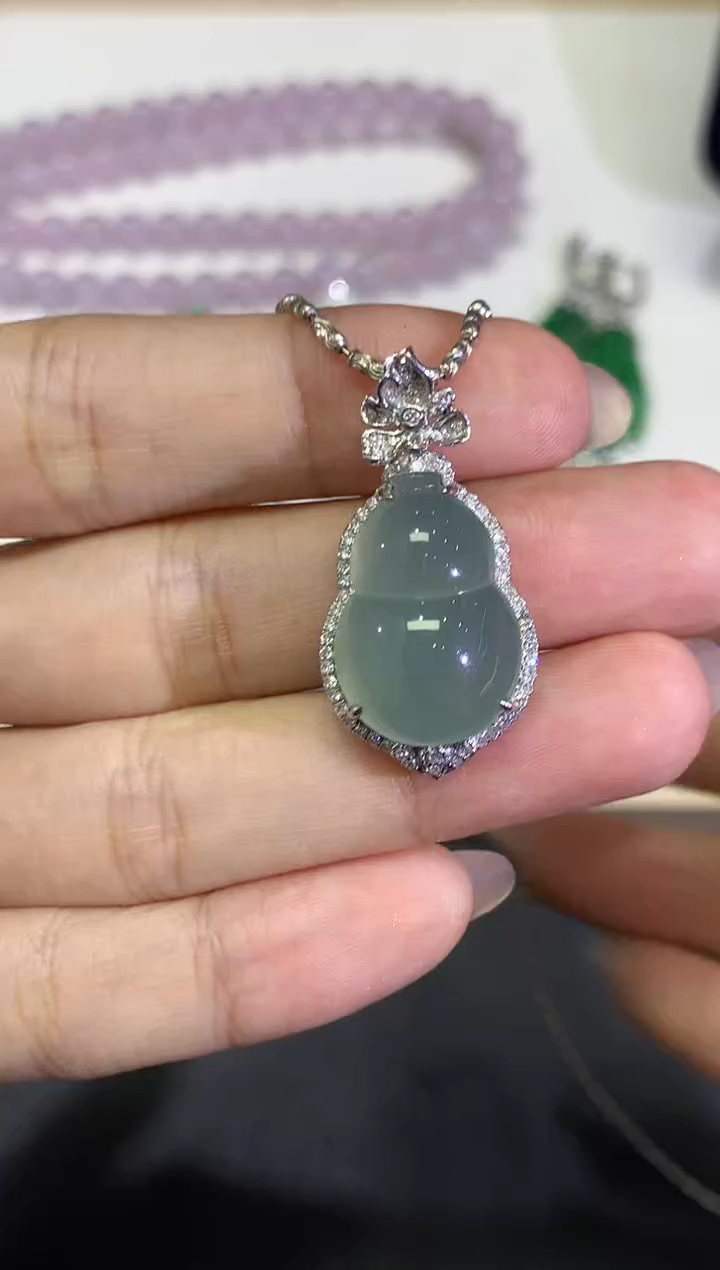 【闪购商品】翡翠颈饰18K金镶嵌团购1