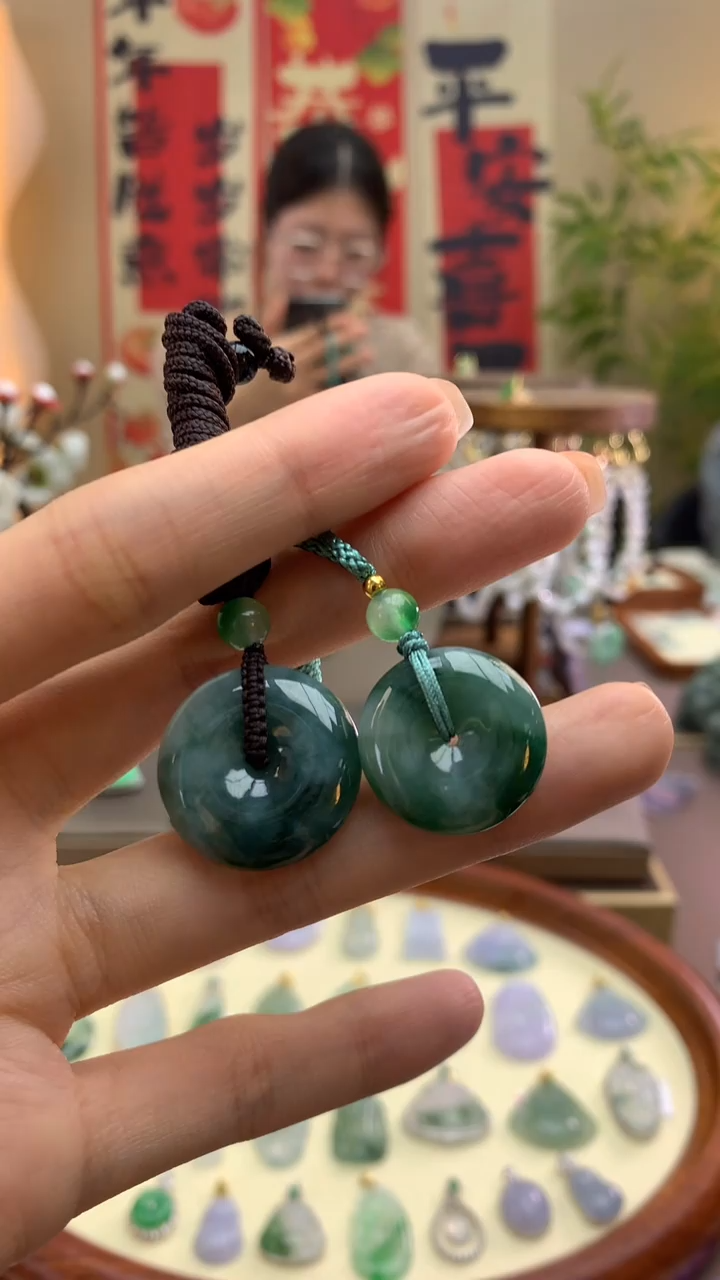 【闪购商品】翡翠颈饰未镶嵌天然a货翡翠吊坠