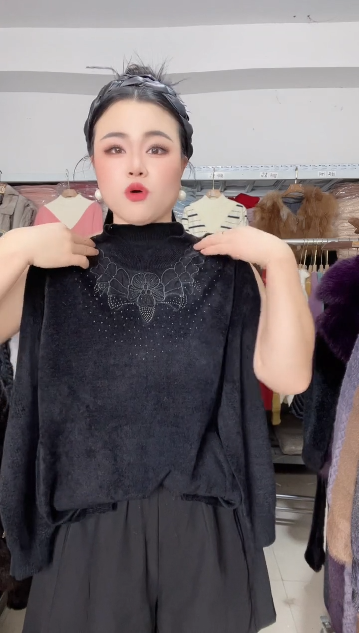 重工天鹅绒打底毛衣黑色