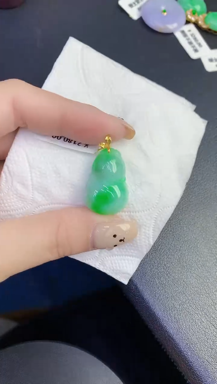 颈饰18K金镶嵌翡翠缅甸天然翡翠A货