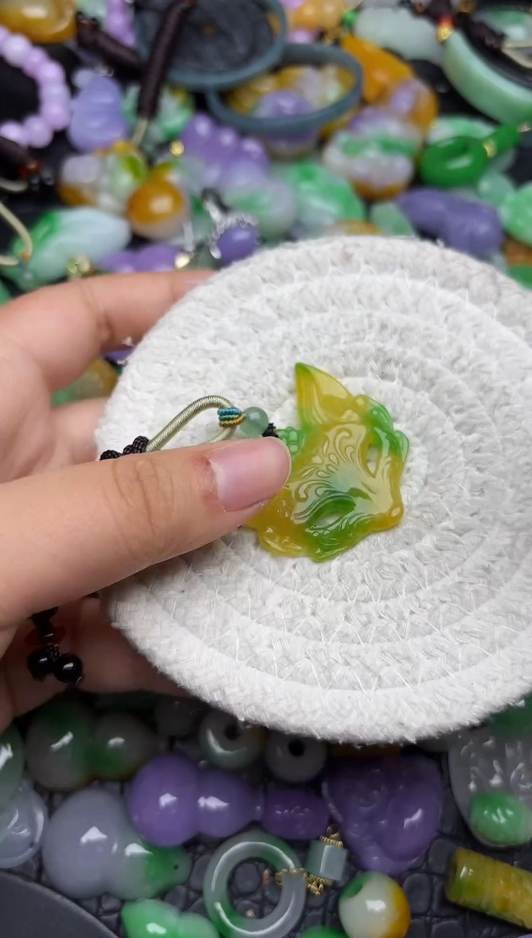 颈饰未镶嵌翡翠缅甸翡翠吊坠