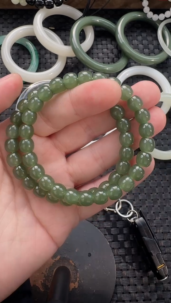 颈饰未镶嵌和田玉8*7直切（多样性发货拍一发一）