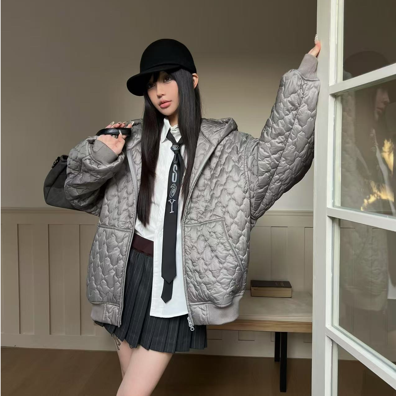 62538翻领菱格纹秋冬短棉服连帽休闲外套