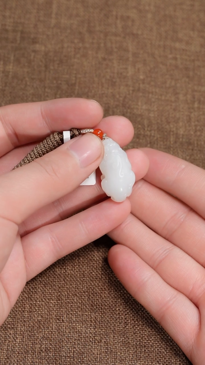 【闪购商品】和田玉颈饰未镶嵌0