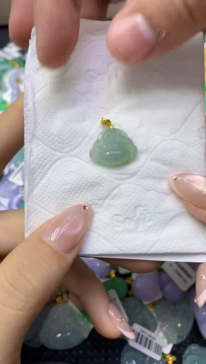 颈饰未镶嵌翡翠天然缅甸翡翠A货