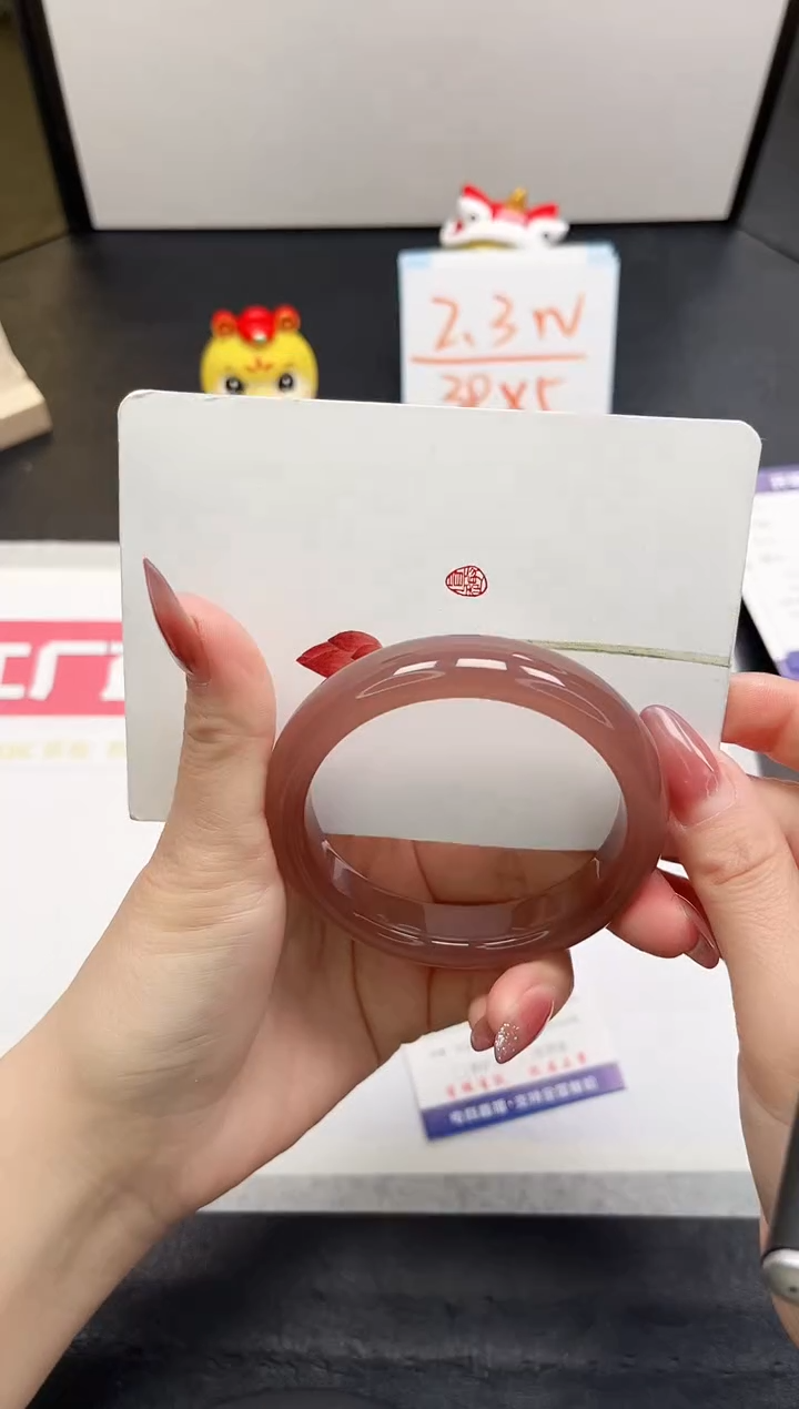 【闪购商品】石英质玉手镯未镶嵌236-58