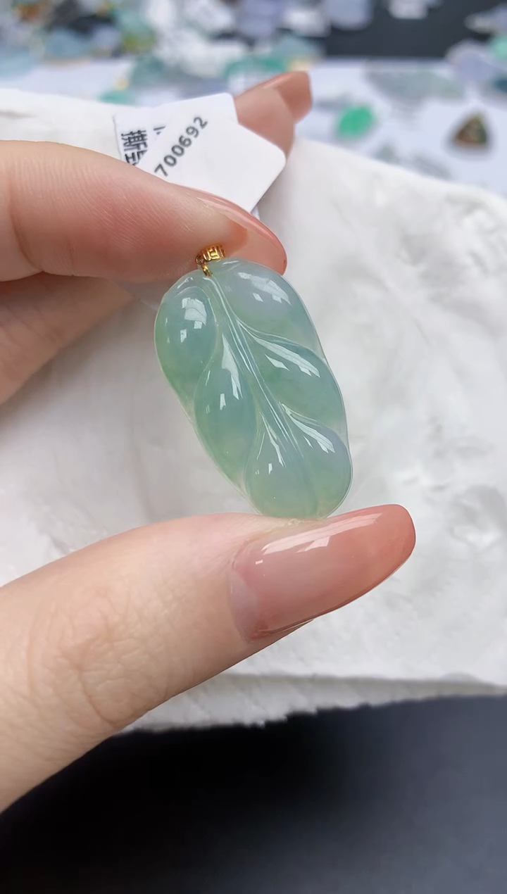 【闪购商品】翡翠颈饰18K金镶嵌天然缅甸翡翠A货