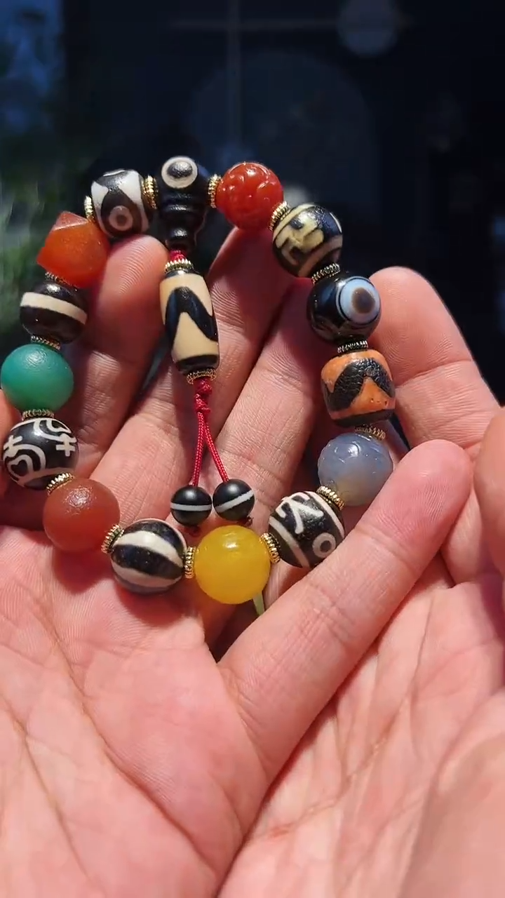 【闪购商品】玛瑙/玉髓手串未镶嵌精挑单圈