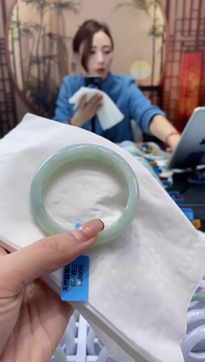 【闪购商品】翡翠手镯未镶嵌00006920