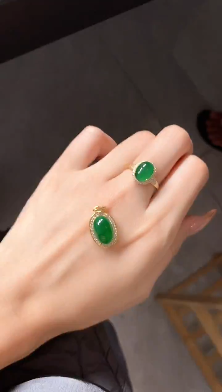 银S925镶嵌戒指翡翠51151`1`1