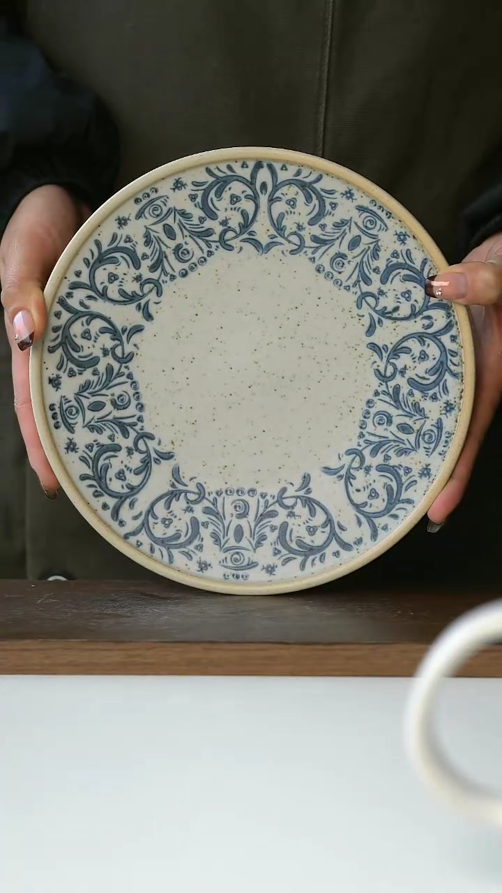 【闪购商品】陶瓷粗陶手绘鸢尾早餐盘21cm@4-2@