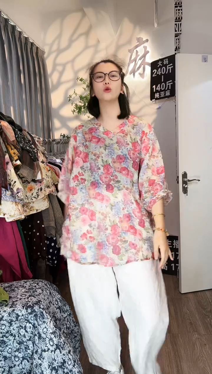 亚麻大码女装系列。