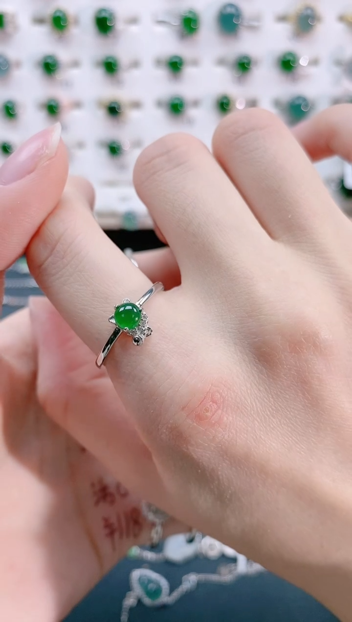 【闪购商品】翡翠戒指银S925镶嵌天然翡翠