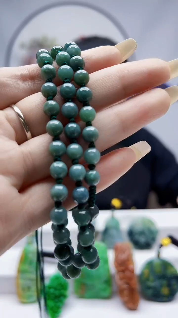 未镶嵌定制翡翠毛货挂件48