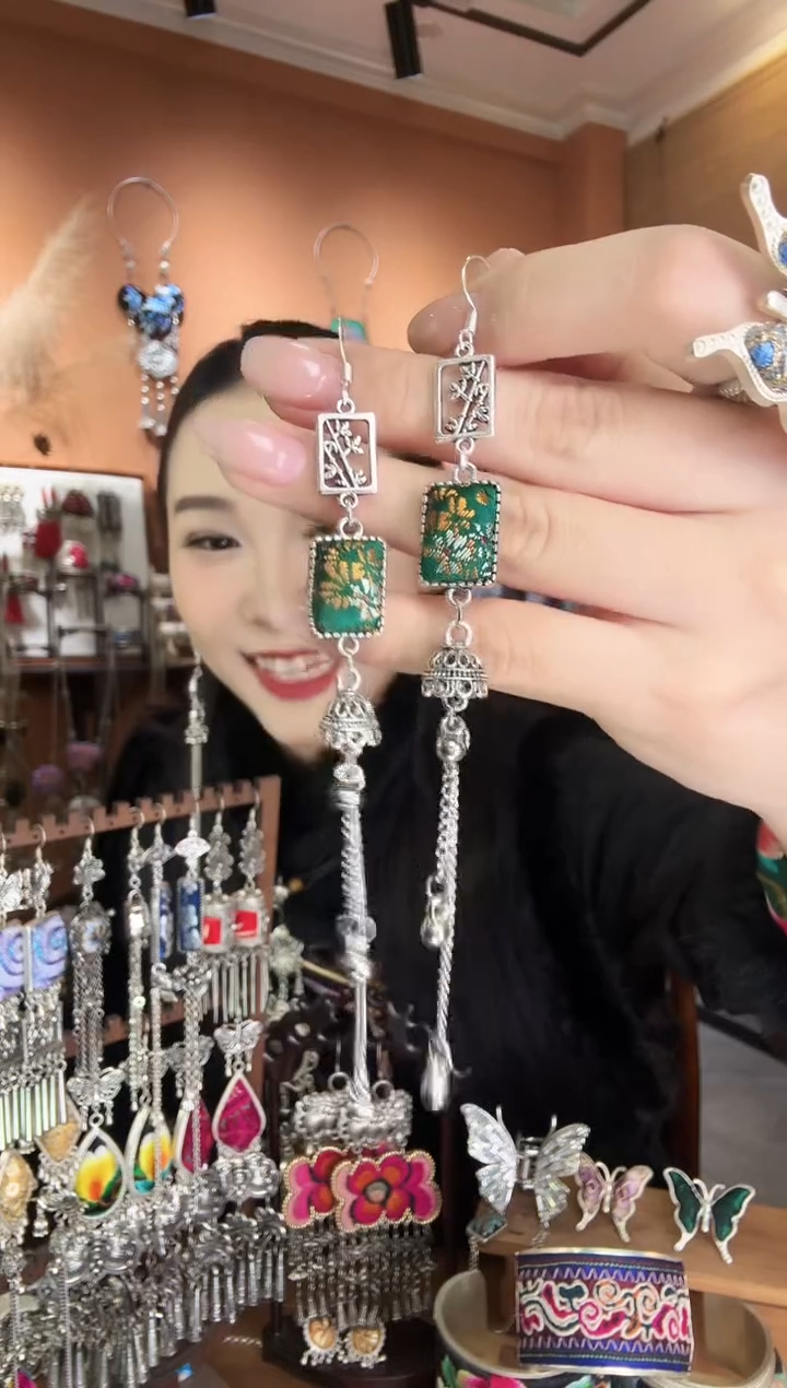 刺绣纯手工民族风耳环