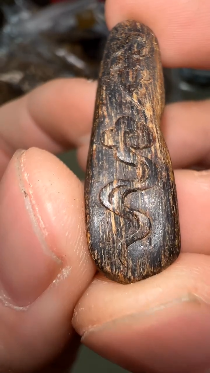 达拉干沉水雕刻件1.1