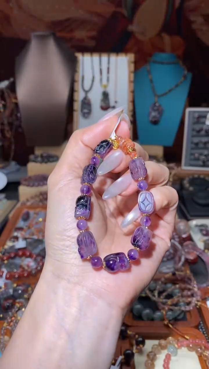 【闪购商品】水晶手串未镶嵌超七貔貅阵