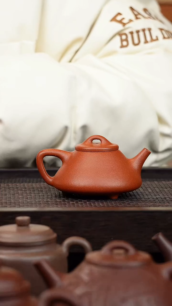 【闪购商品】紫砂茶壶子冶 140cc 99红降坡