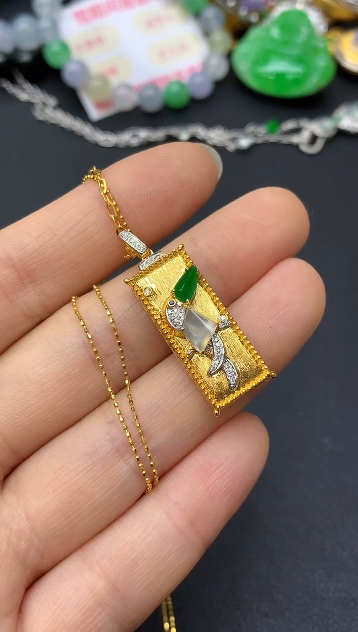 颈饰18K金镶嵌翡翠258-中国好珍宝