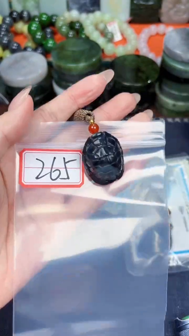 颈饰未镶嵌和田玉和田玉