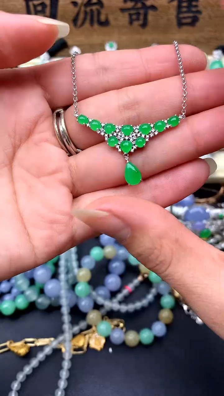 【闪购商品】翡翠颈饰18K金镶嵌302-中国好珍宝