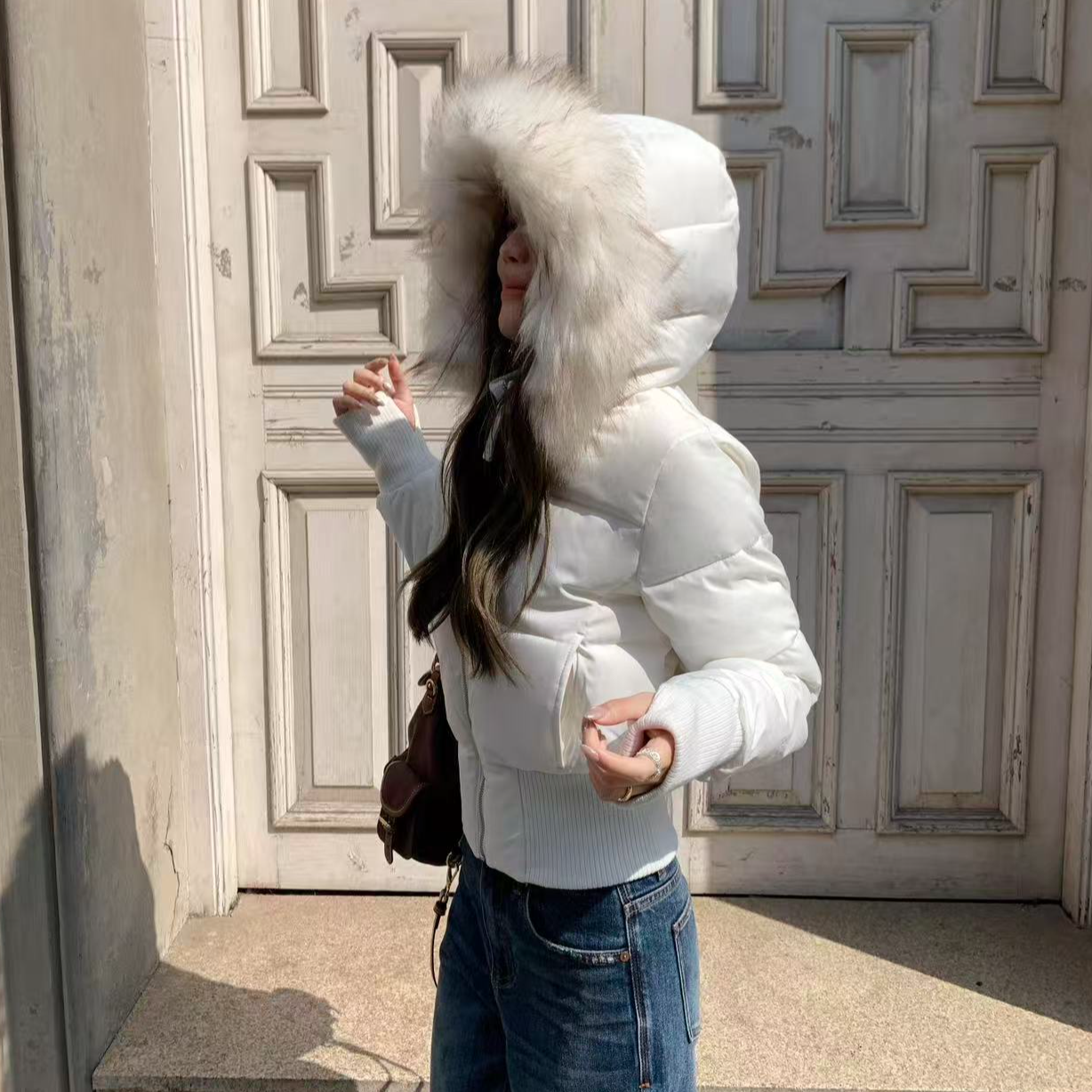 超好看的短款棉服女2025新款大毛领加厚收腰显瘦小个子高级感外套