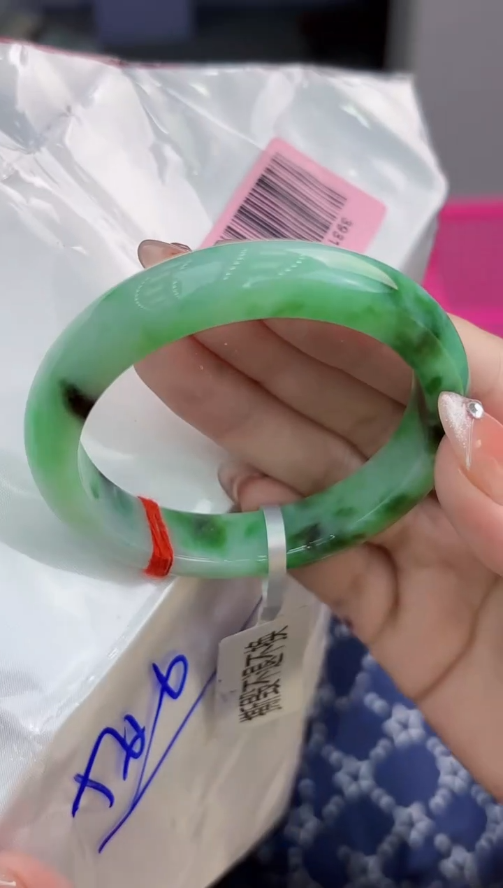 【闪购商品】翡翠手镯未镶嵌翡翠手镯