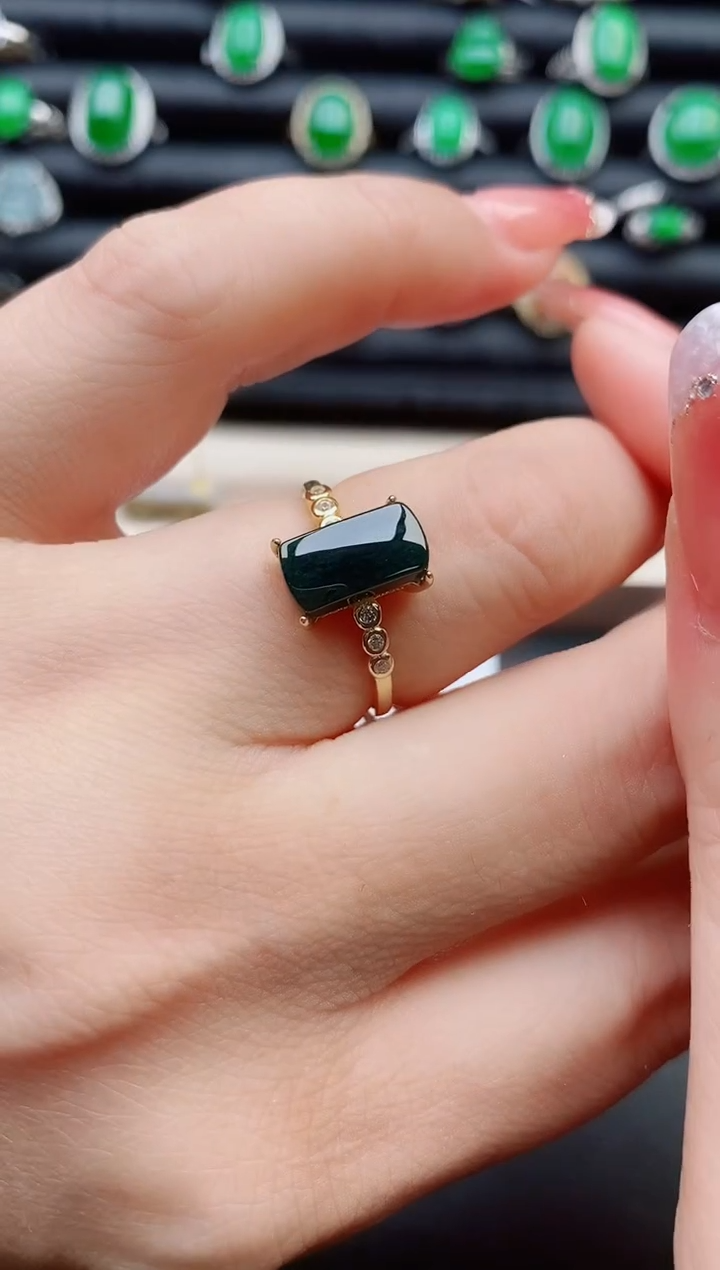 【闪购商品】翡翠戒指银S925镶嵌80000