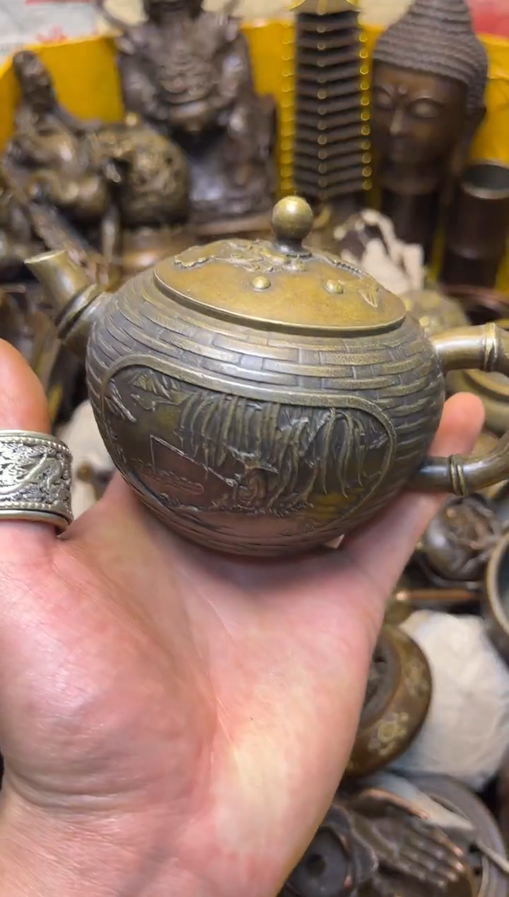 精美铜器，点击下单