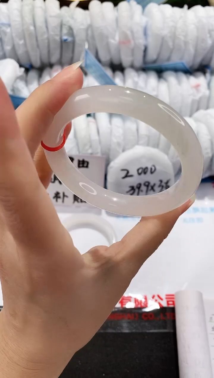 【闪购商品】石英质玉手镯未镶嵌21-58