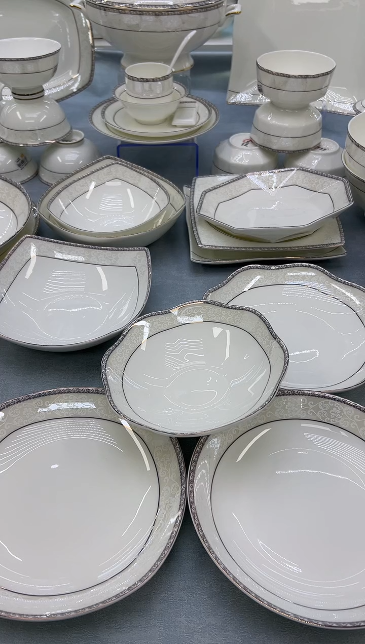 骨瓷玲珑7饭6个 