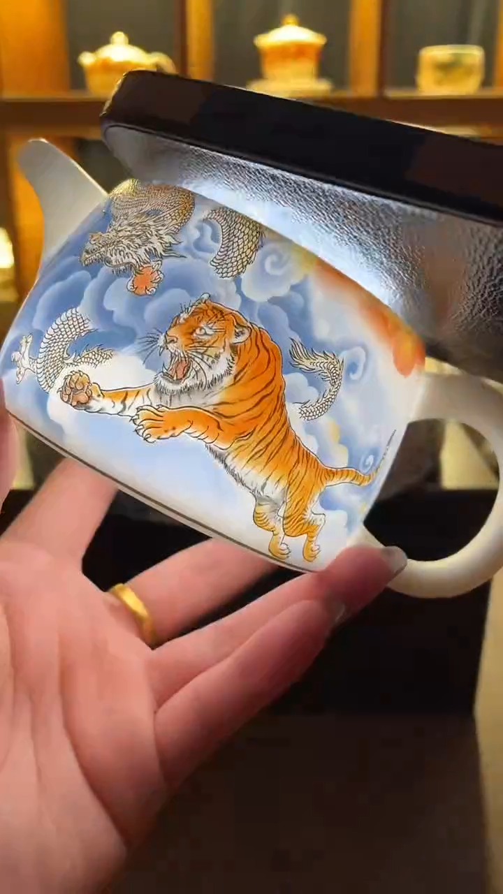 龙腾虎跃井栏壶111111111111111