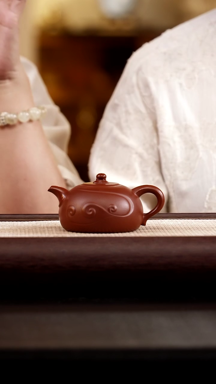 茶壶紫砂如意半月小红泥