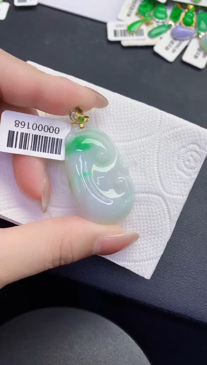 颈饰未镶嵌翡翠缅甸天然翡翠A货