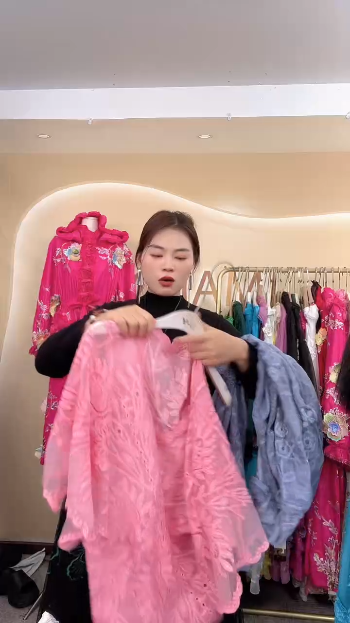 常规粉色上衣3939