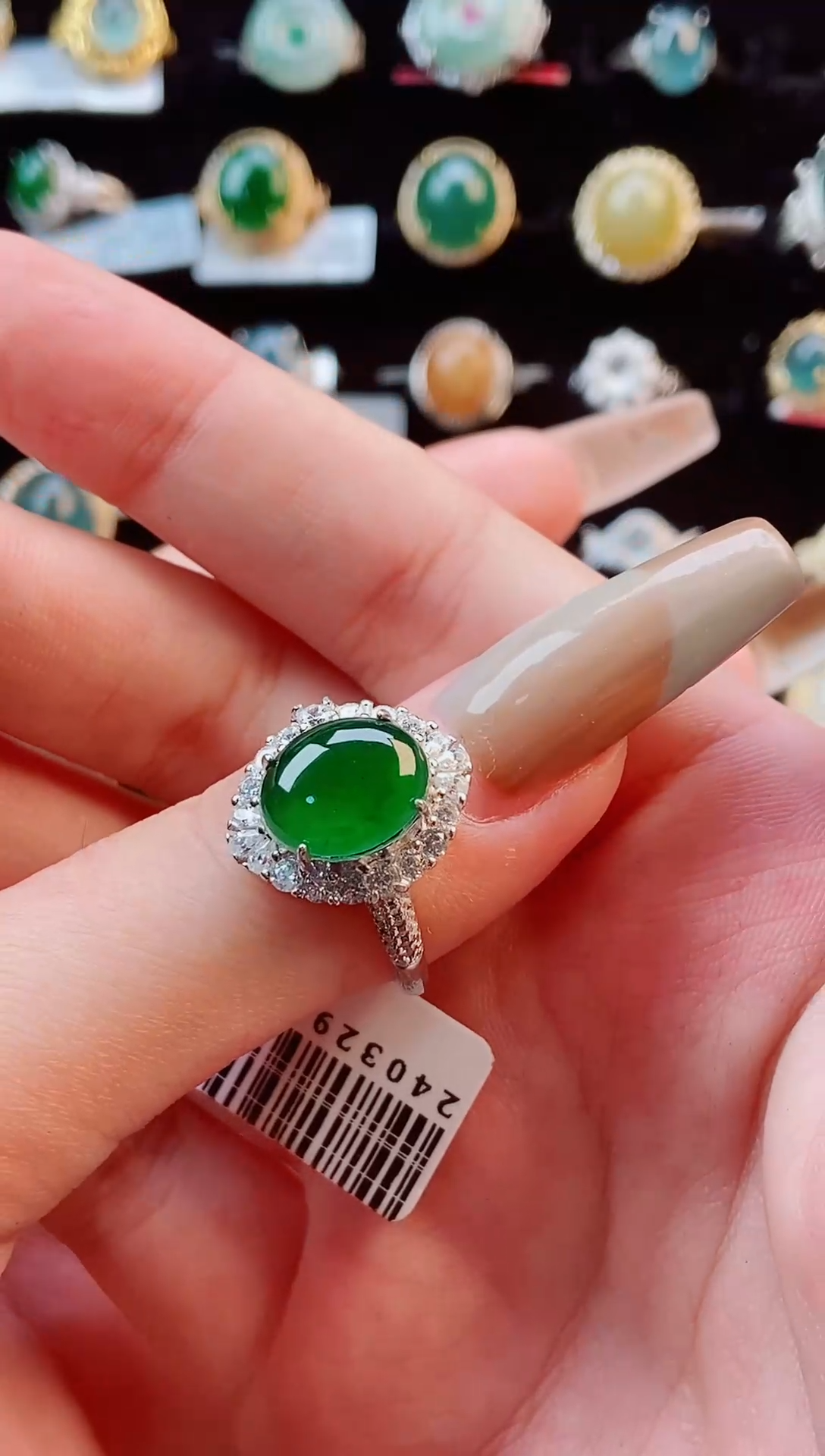 【闪购商品】翡翠戒指银S925镶嵌戒指980