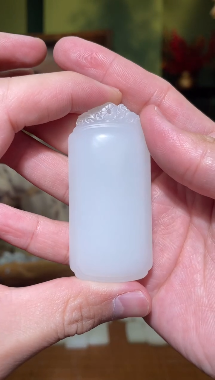 【闪购商品】和田玉吊坠(不含链)未镶嵌无事牌47g